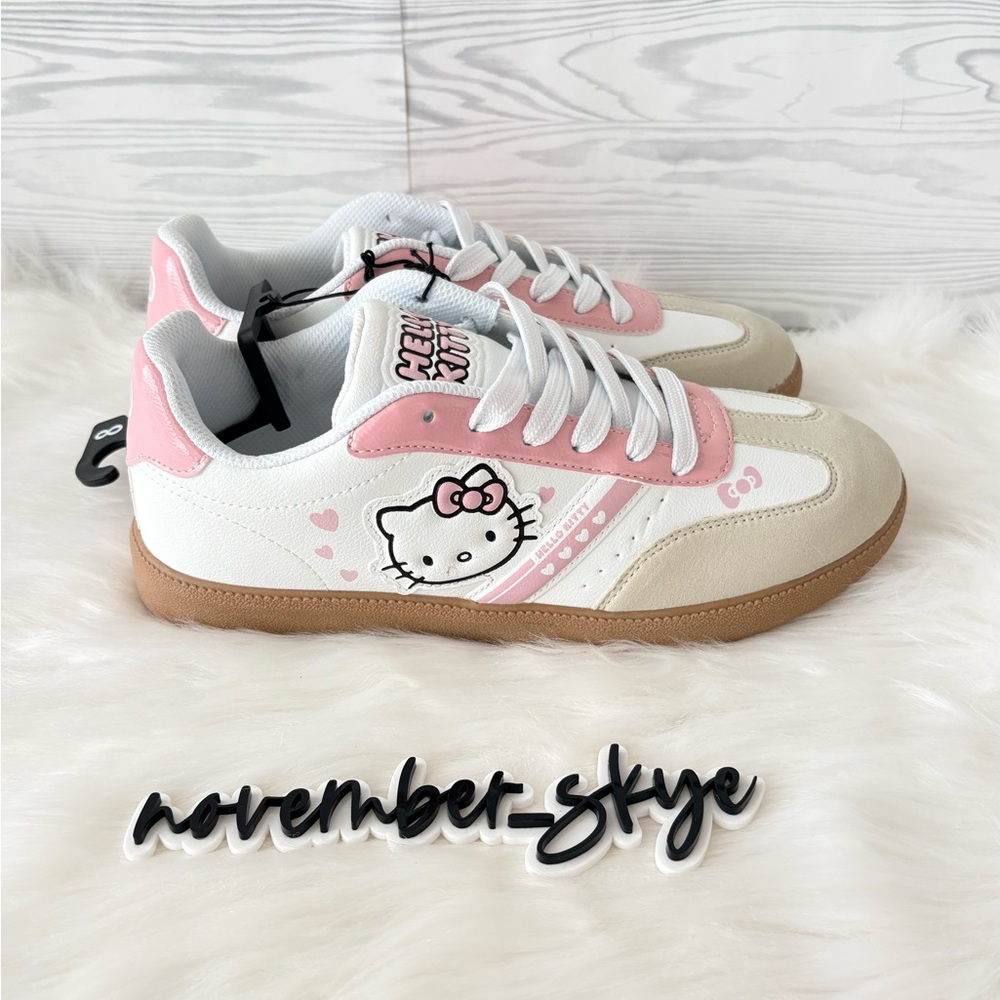 Hello Kitty by Sanrio Women's Sneakers